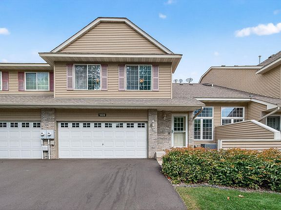 2nd image of 1324 Crown Oaks Dr