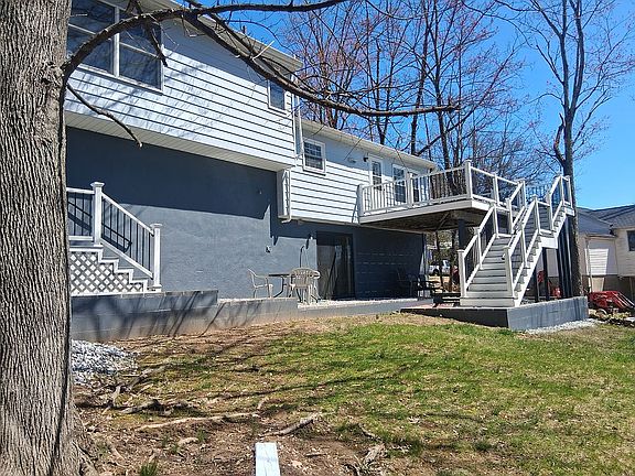 5th image of 44 Linwood Ave