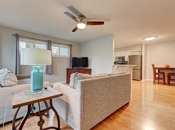 2nd image of 102 Fairview Dr