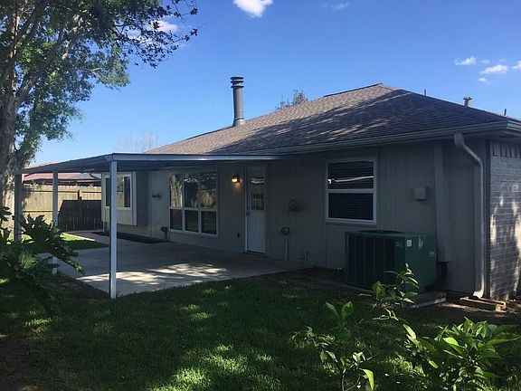 3rd image of 10901 Mesquite Dr