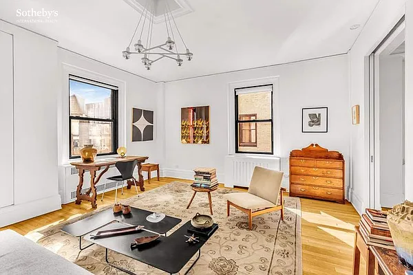 Sold by Sotheby's International Realty | media 1