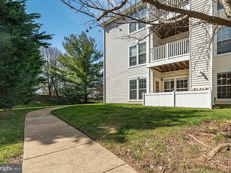 5971 Millrace Ct #E102 — Photo 18