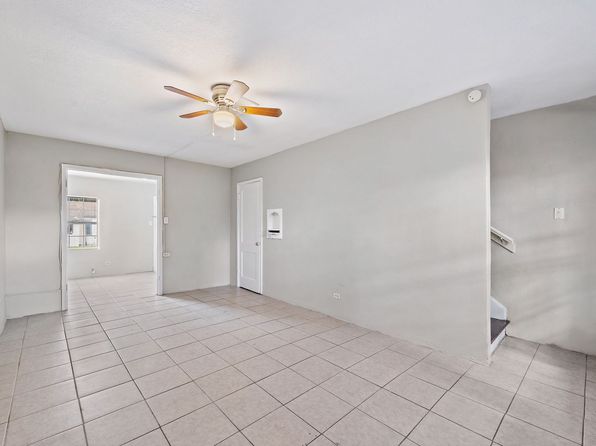 806 3rd Ave N Apt 10, Texas City, TX 77590 – 1–2-bedroom rental in Texas City