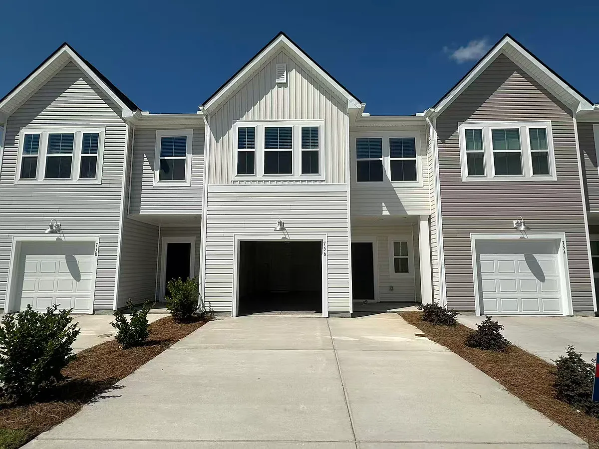 Building Photo - 756 Ridgley Dr
