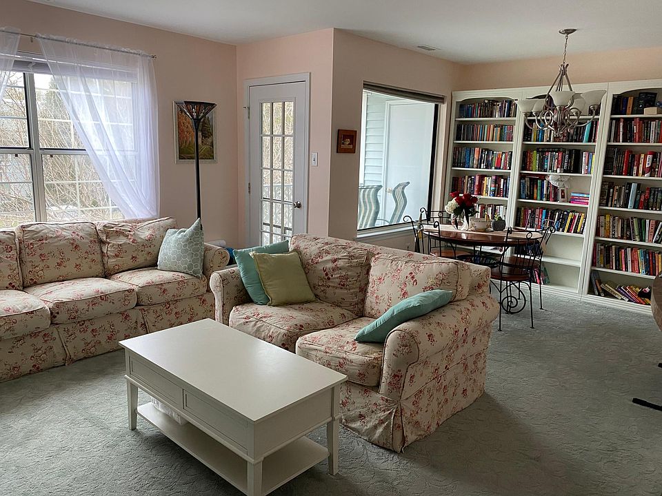 1st image of 1608 Diamond Dr
