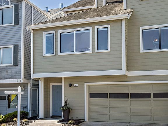 3rd image of 25 Jacqueline Ct