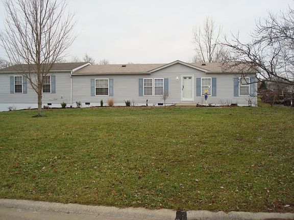 4th image of 151 Derby Dr