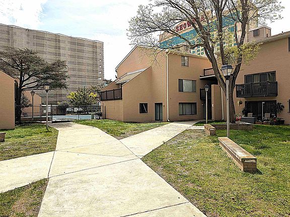 2nd image of 600 Pacific Ave APT E101