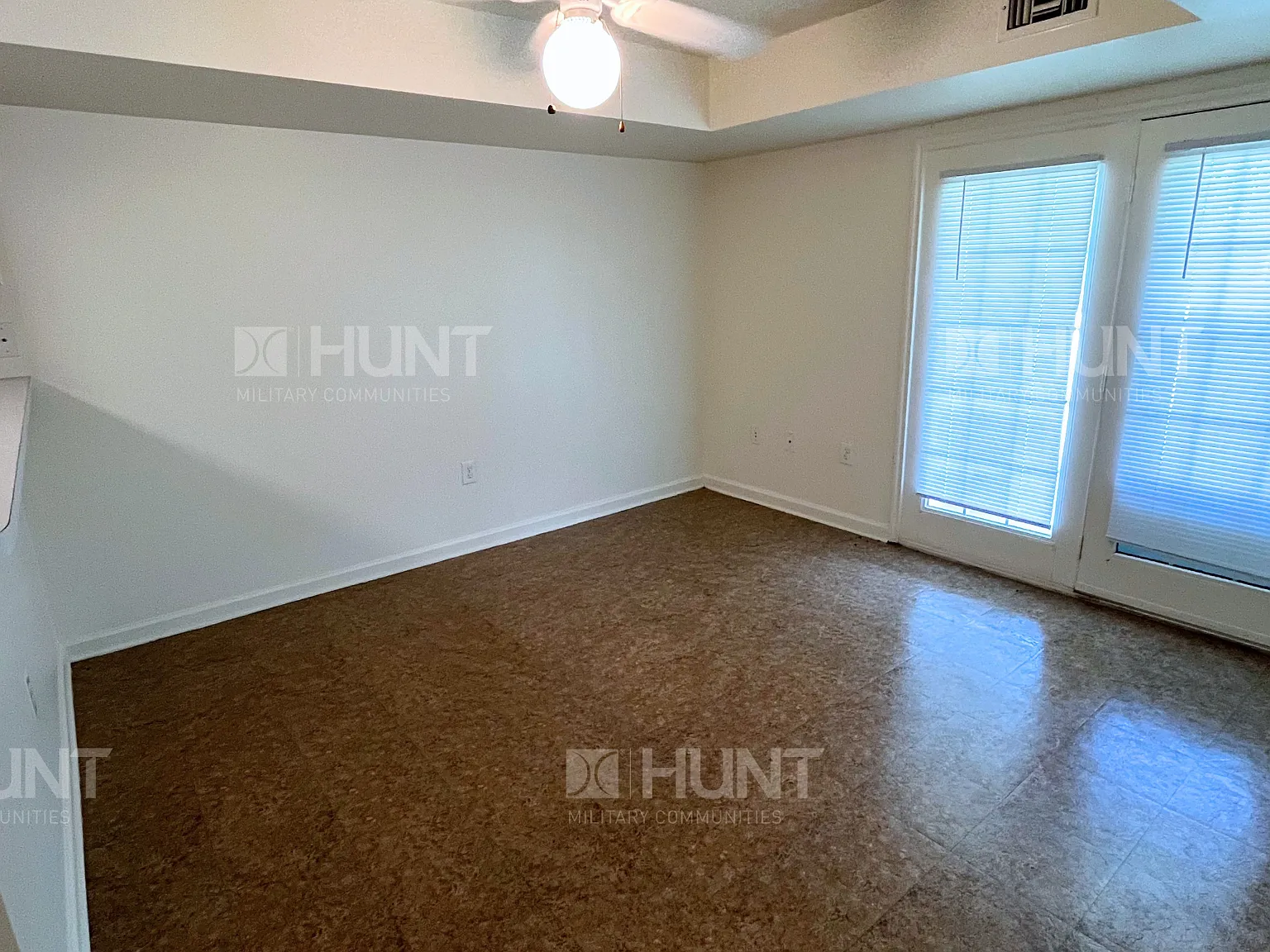 4 bed, 2.5 bath, 1950 sqft, $1,900 — Photo 4