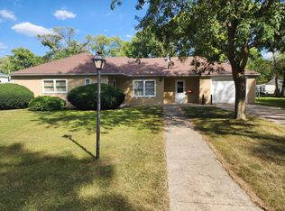 230 N 1st Ave E, Truman, MN 56088