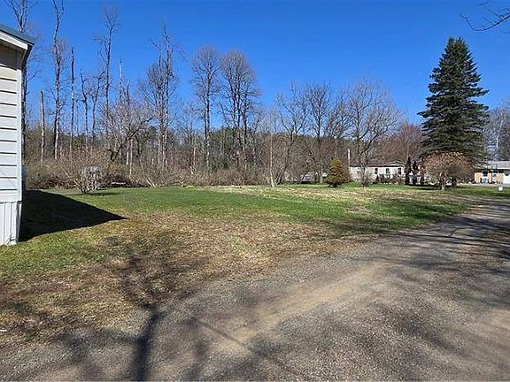 5th image of 101 Deshaw Rd