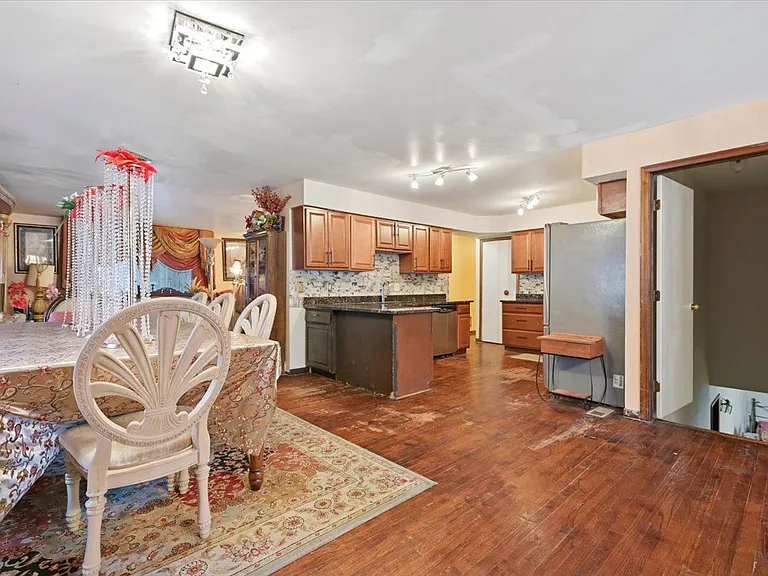 21428 Lundy Dr — Photo 8
