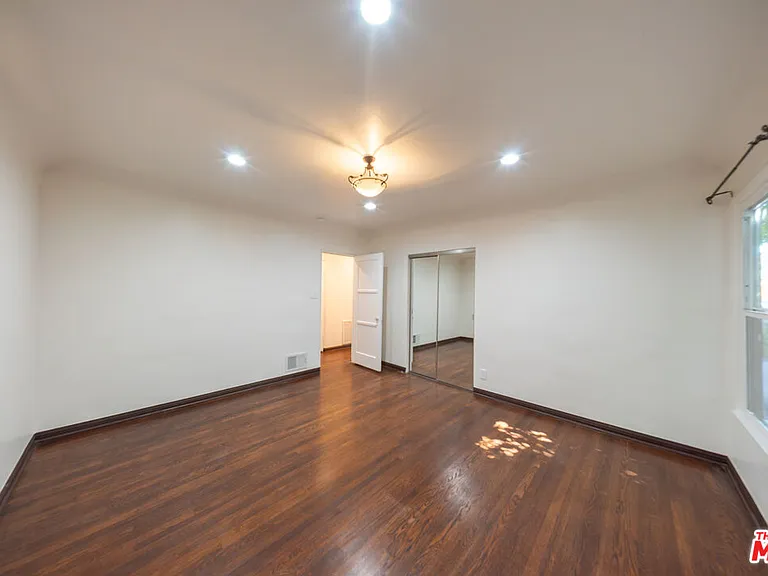 8230 Blackburn Ave #1 — Photo 11