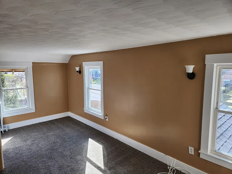 4607 James St #1 — Photo 15