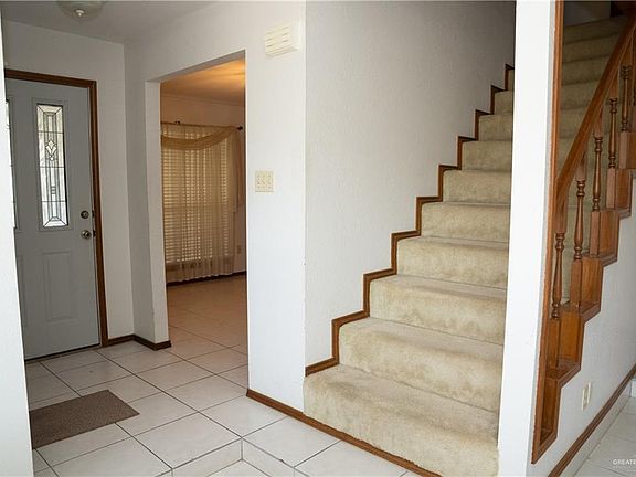 5th image of 1013 Miracle Ln