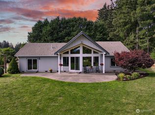10111 252nd St E, Graham, WA 98338