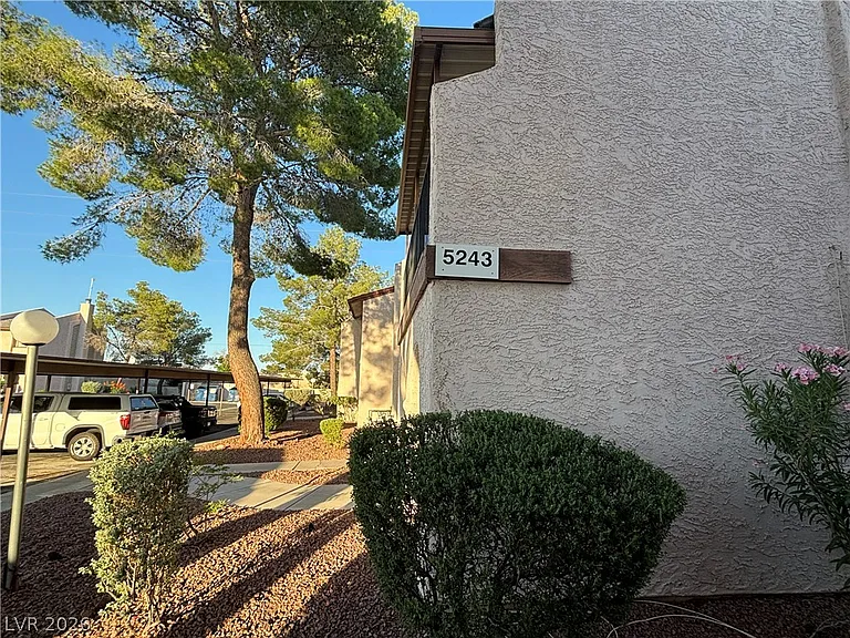 5243 Corinne Ct #68 — Photo 2