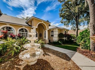 6301 Wild Orchid Dr, Lithia, FL 33547