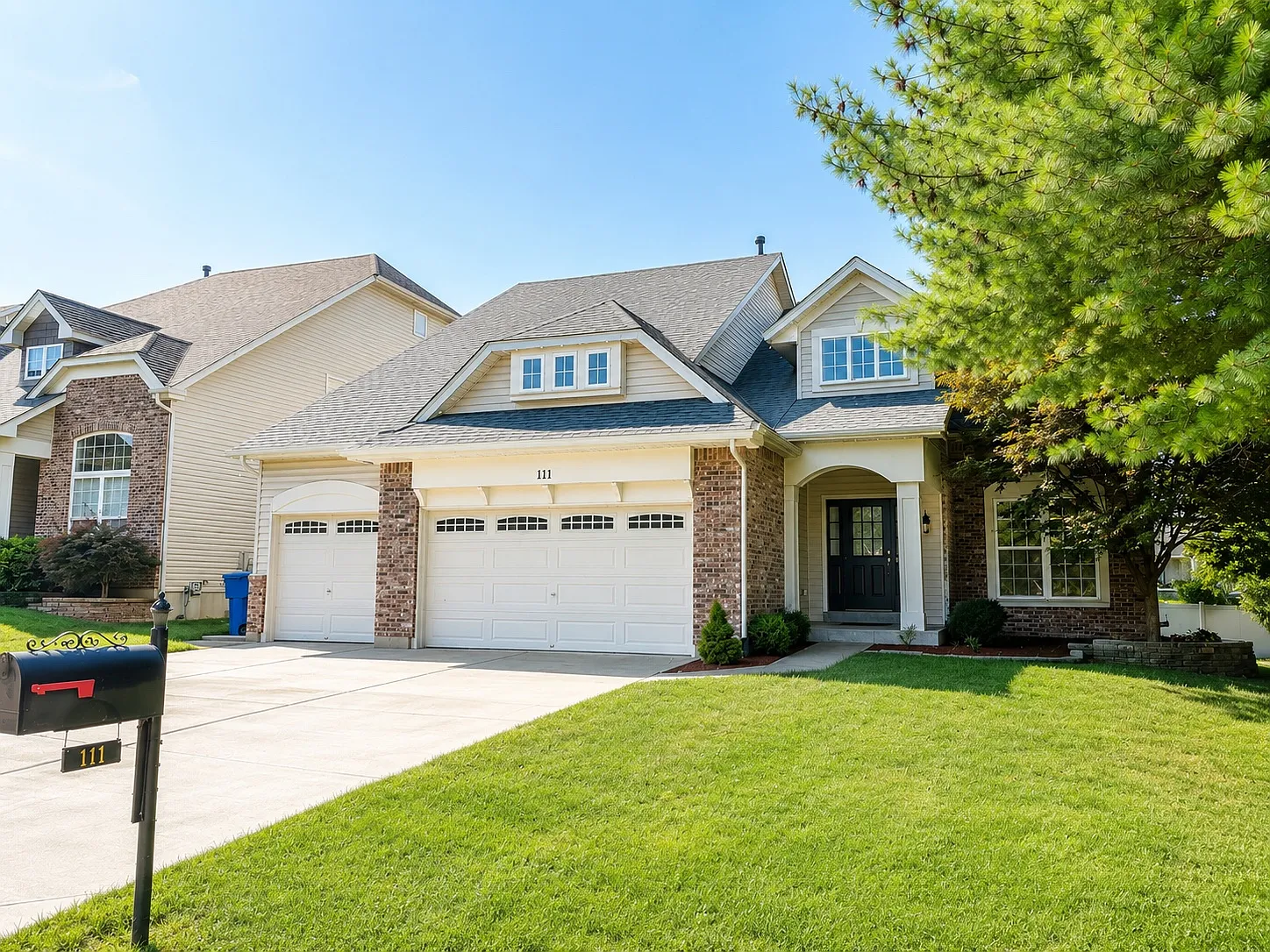 111 Berry Manor Cir — Photo 2