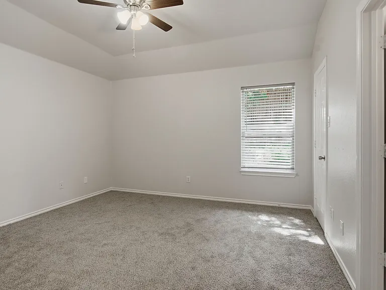 6317 Rockhaven Dr — Photo 13
