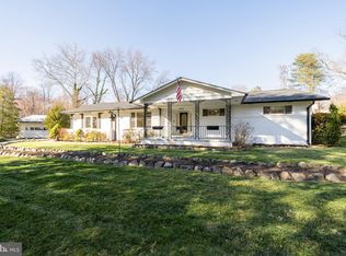 10136 Glenmere Rd, Fairfax, VA 22032