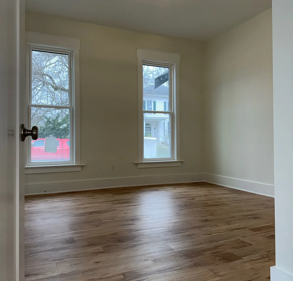 2 bed, 1000 sqft, $1,250 — Photo 2