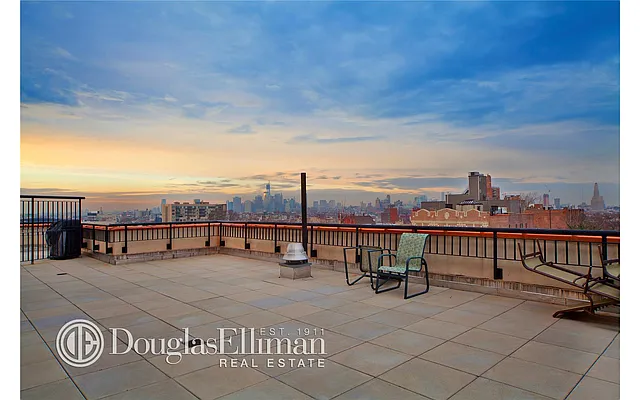Sold by Douglas Elliman | media 18