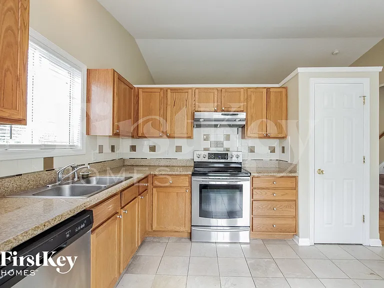 13204 Sundance Meadow Ct — Photo 6