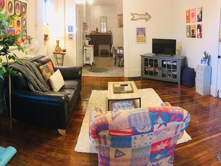 351 Goodman St S #1 — Photo 6