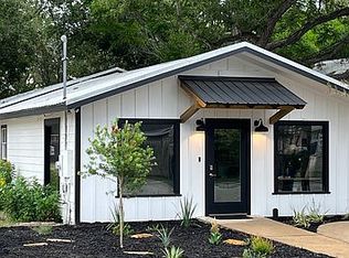 230 E End St, Goliad, TX 77963
