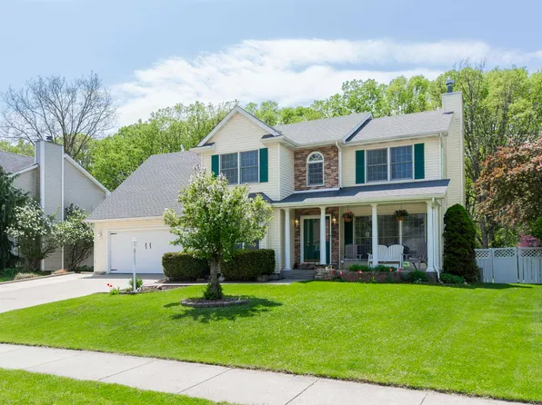 1613 Bennington Dr, Mishawaka, IN 46544