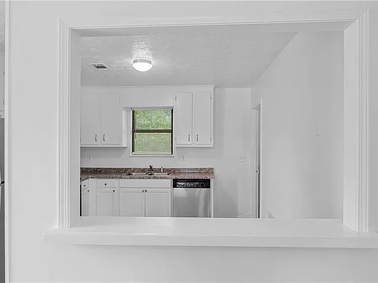 340 Tanglewood Dr #A — Photo 6