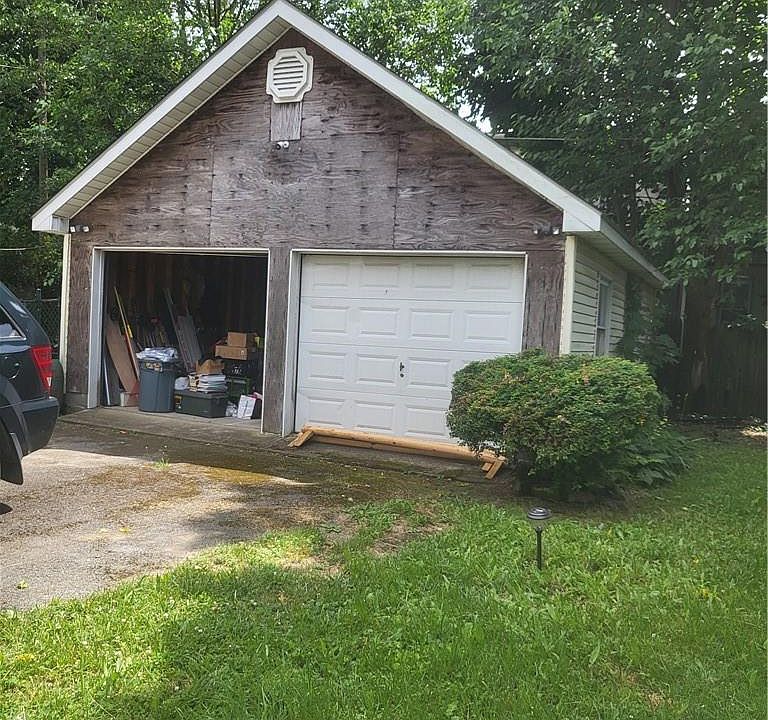 1st image of 61 Henry Avenue