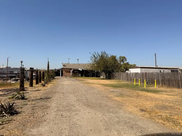 23572 5 1/2 Ave, Corcoran, CA 93212