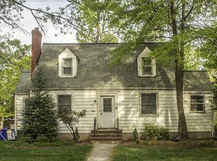 7211 Dartmouth Ave, College Park, MD 20740