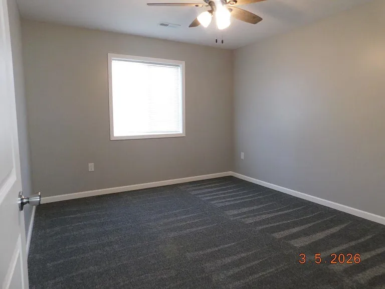 2401 W 18th & 3 #1-2 — Photo 11