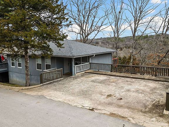 2nd image of 38 Dogwood Dr