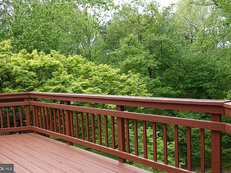 10295 Dunn Meadow Rd — Photo 36