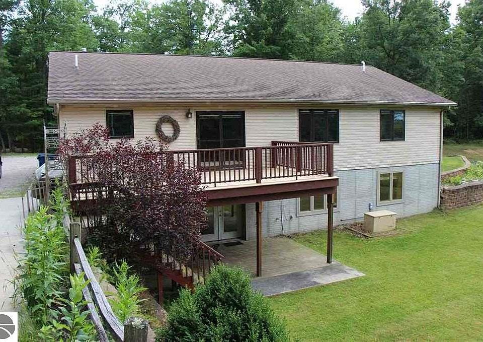 1st image of 6825 Callaway Dr