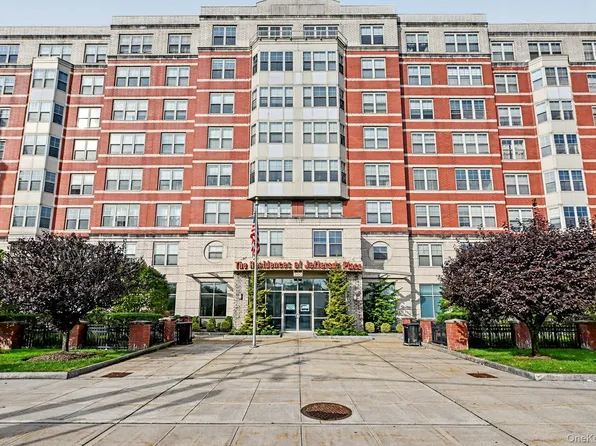 300 Mamaroneck Avenue #303, White Plains, NY 10605