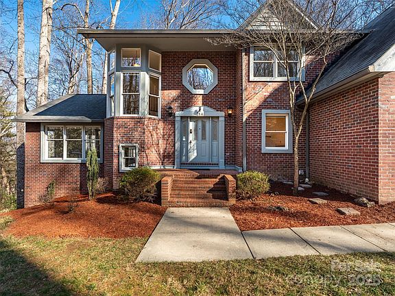 2nd image of 214 Blake Mountain Cir