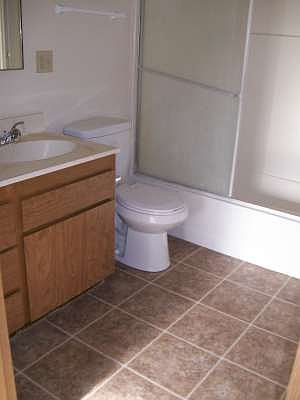 2nd image of 1250 Newlands Dr W APT 4