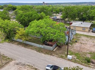 1308 Ruhmann St, Kenedy, TX 78119