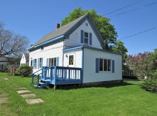 1 Village Rd, Spruce Head, ME 04859