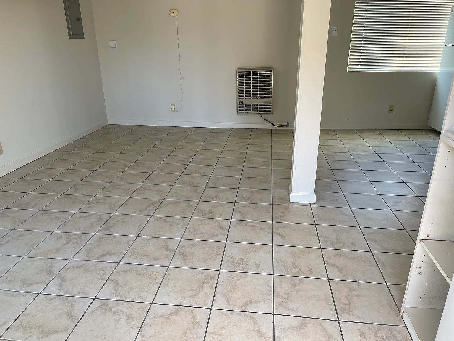 22579 Arlette Ave — Photo 2
