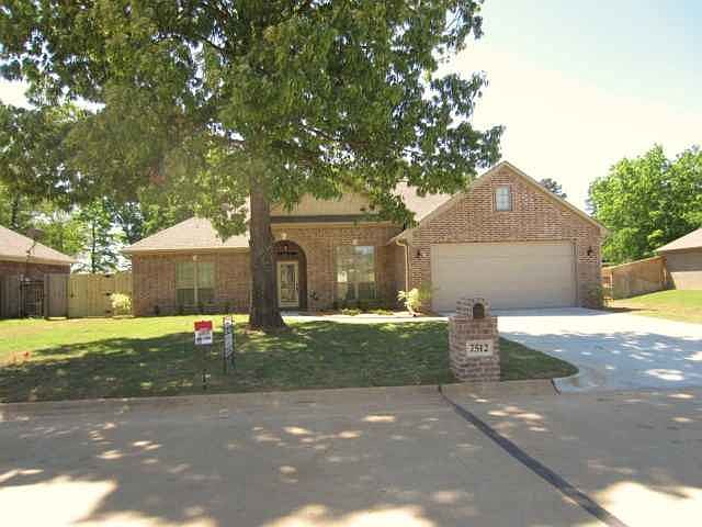 1st image of 7512 Palisades Dr