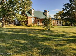 9042 State Road C, Mokane, MO 65059