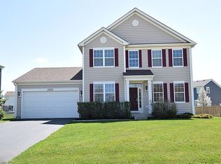 3173 Friendship St, Elgin, IL 60124