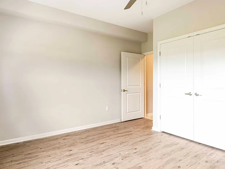 10001 Oak Bridge Cir #10001 — Photo 10