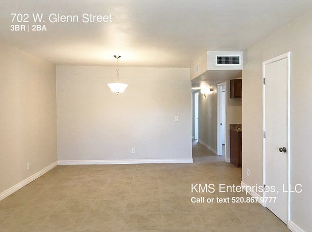 1st image of 704 W Glenn St